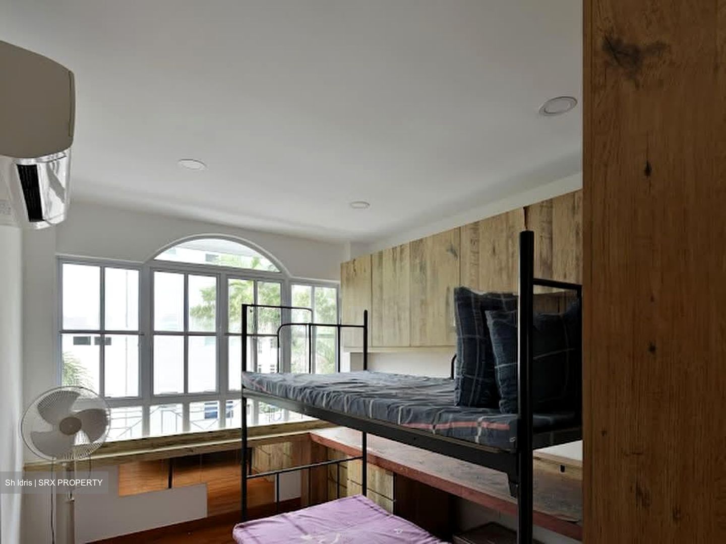 Loyang Court (D17), Terrace #566337191